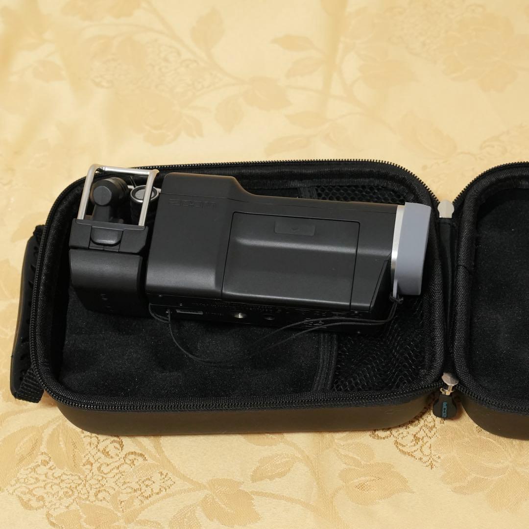 【美品】ZOOM Q8 ハンディビデオカメラ コンデンサーマイク