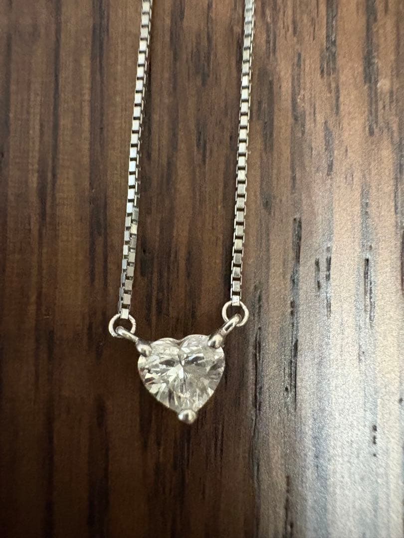 ハート型ダイヤネックレス