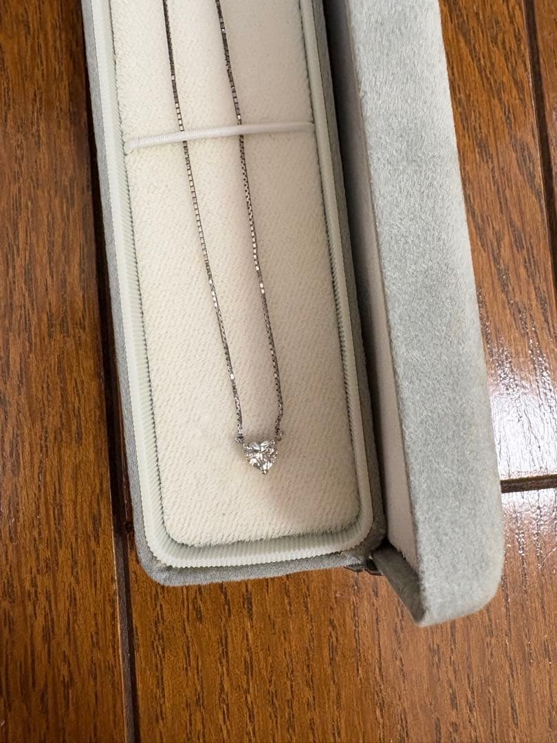 ハート型ダイヤネックレス