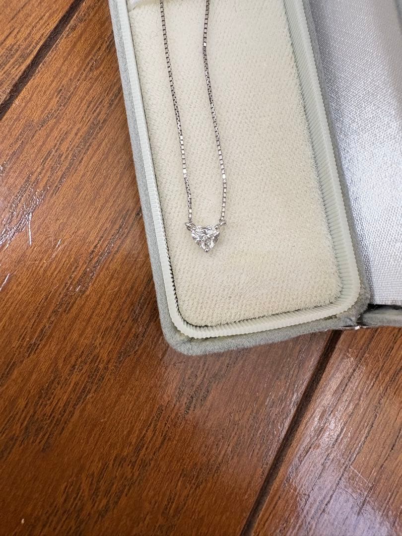 ハート型ダイヤネックレス