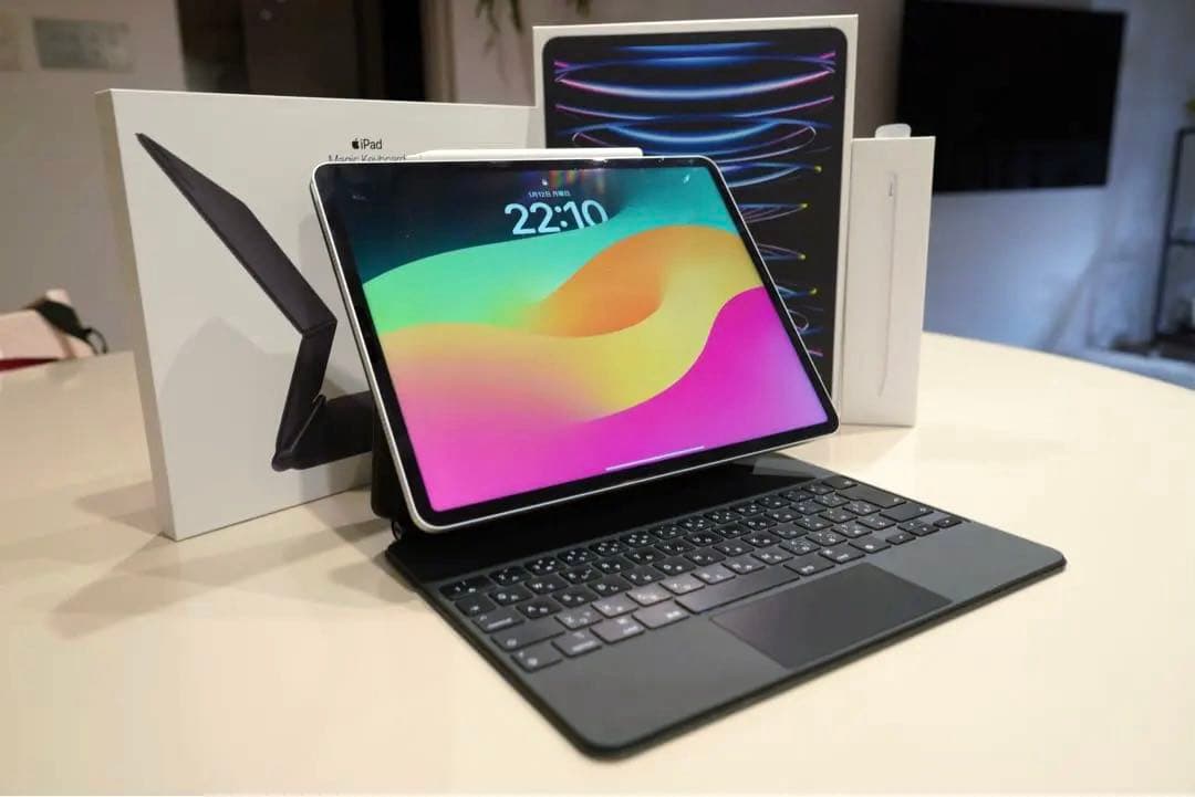 iPad Pro 12.9（Wi-Fi）キーボード、ペンシルセット！