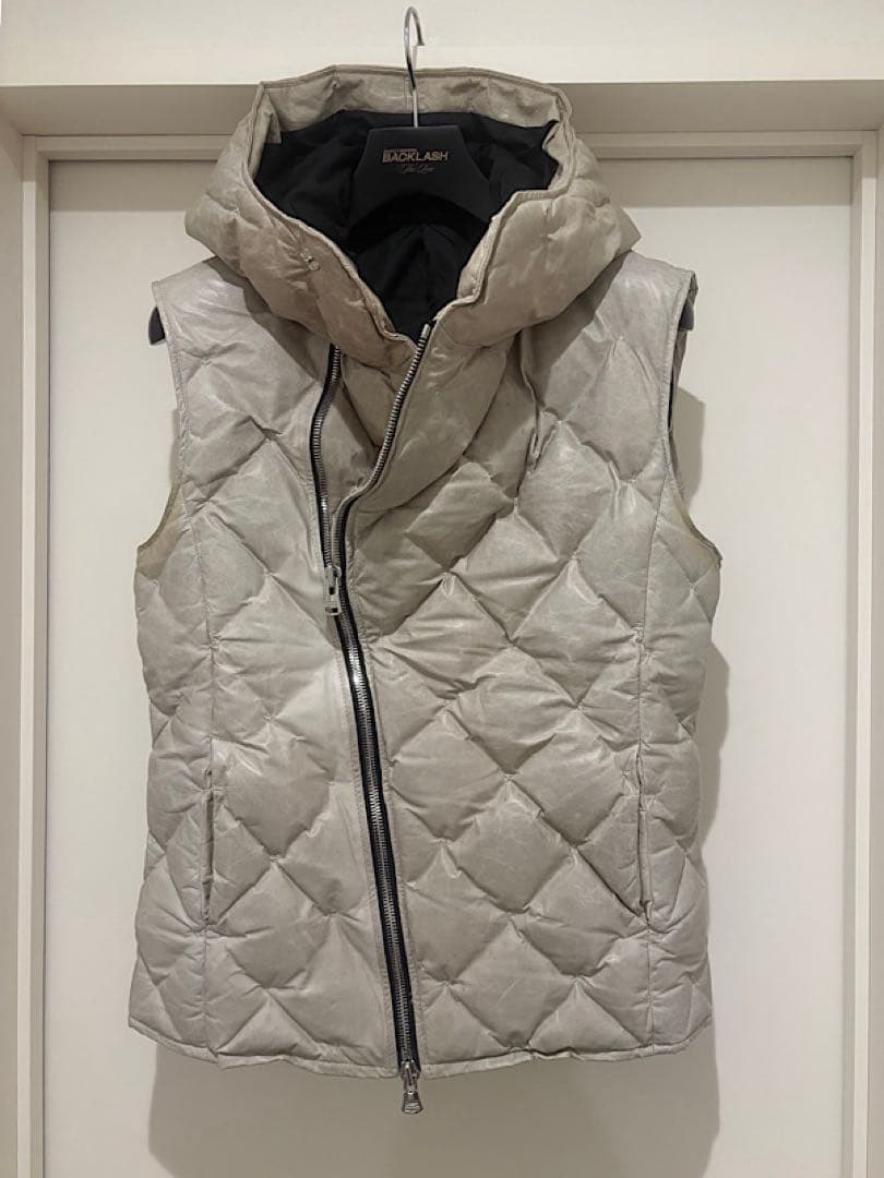 バックラッシュ定価17万円21AW定番ダイヤステッチカンガルーダウンベストL