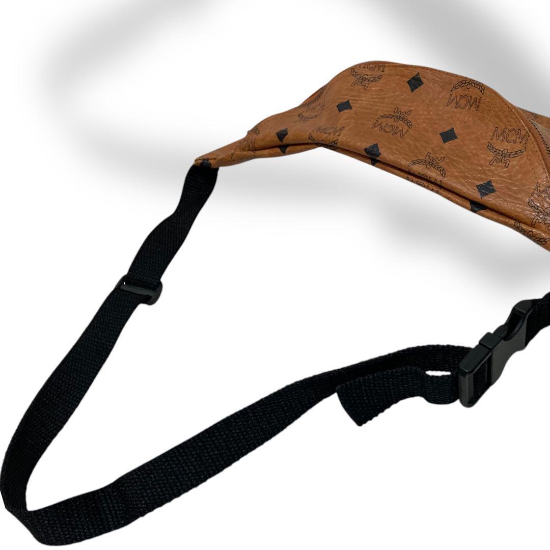 【美品】エムシーエム　ヴィセトス ボディバッグ　ウエストポーチ　レザー　キャメル