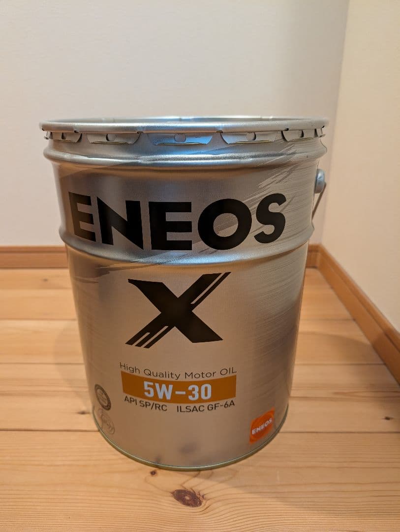 値下げしました！ENEOS X 5W-30 エンジンオイル