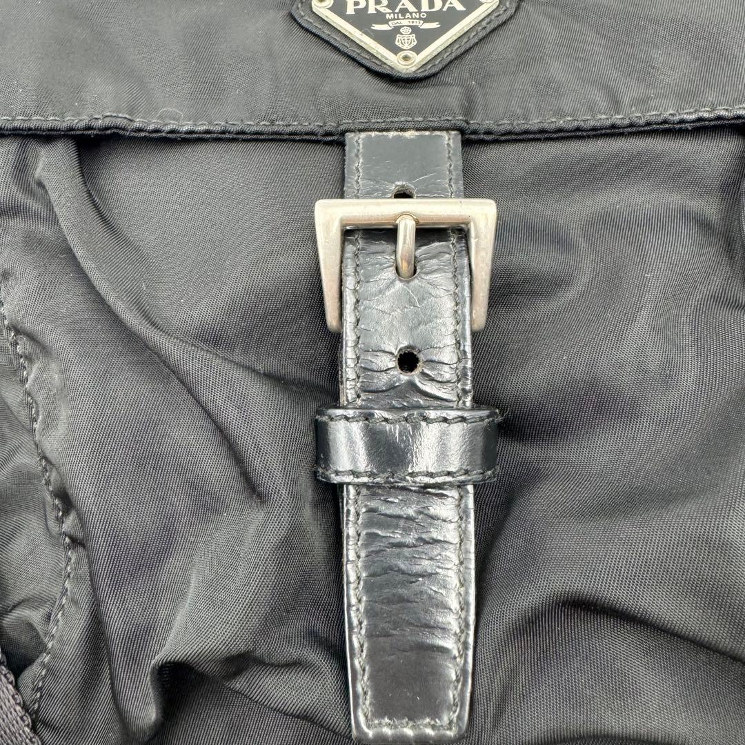 PRADA ショルダーバッグ　ブラック　ナイロン　レザー　三角ロゴ