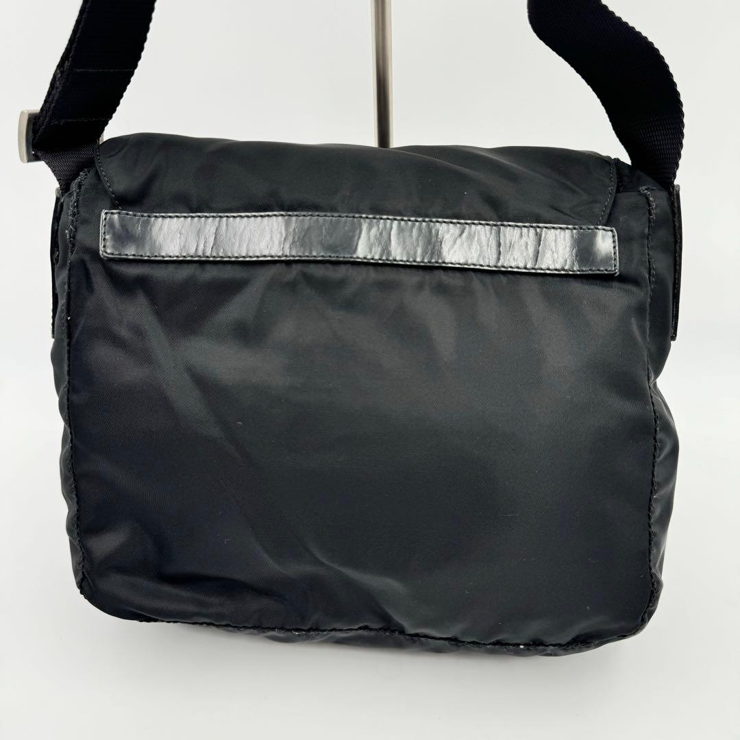 PRADA ショルダーバッグ　ブラック　ナイロン　レザー　三角ロゴ