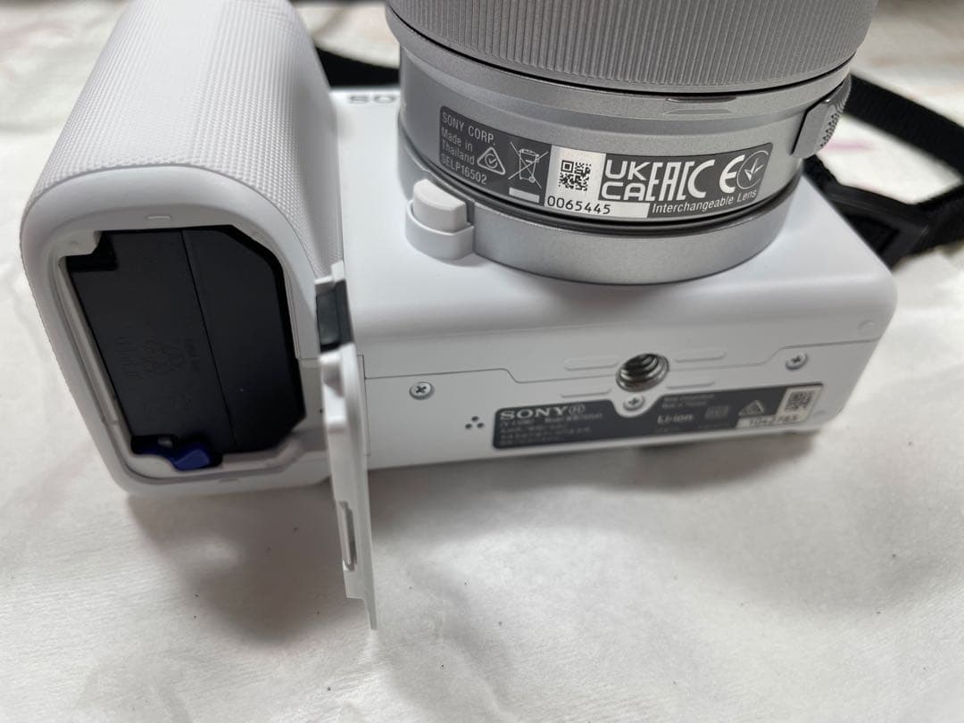 SONY ZV-E10 II ズームレンズキット ミラーレス 一眼　グリップ付き