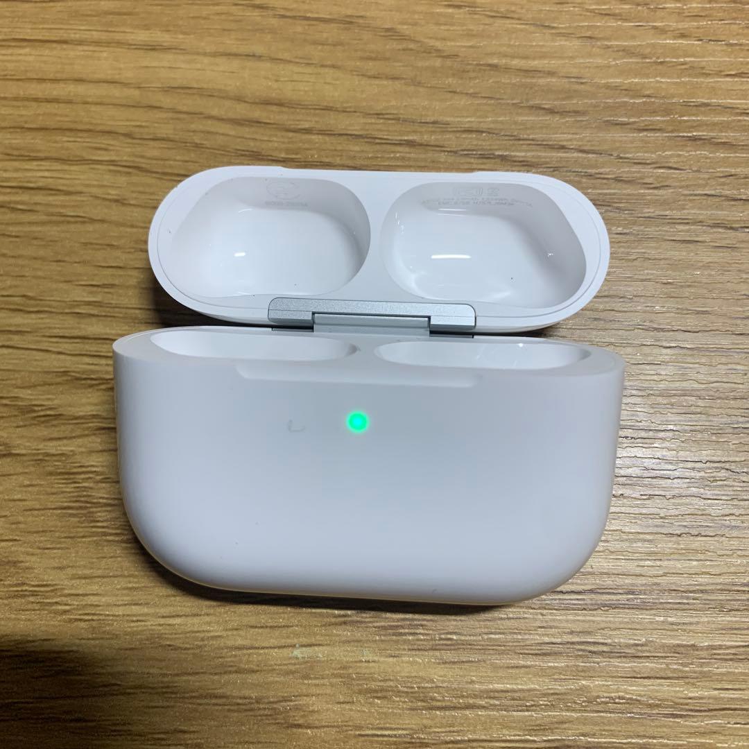 Apple AirPods Pro 第3世代　充電ケース
