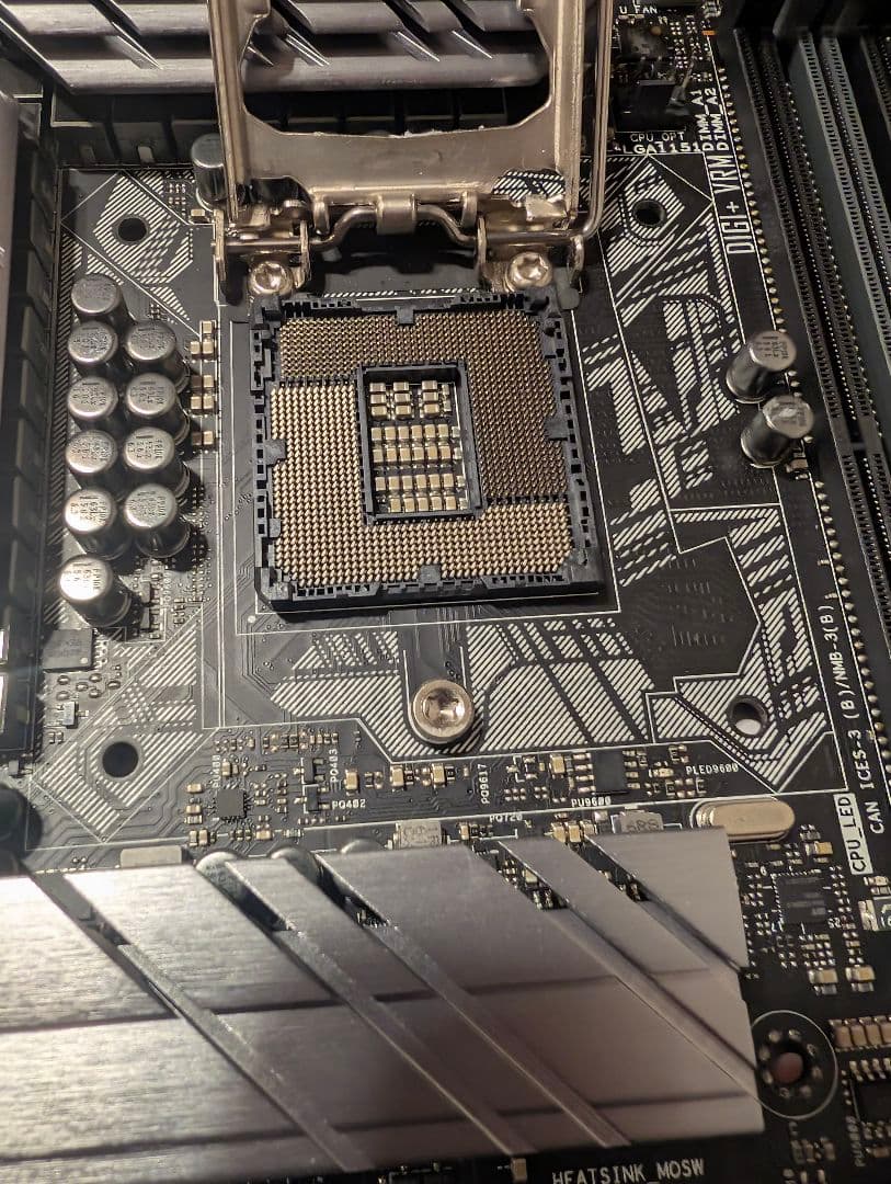 ASUS Z170 DELUXE マザボ+Intel i7 6700 (中古品)