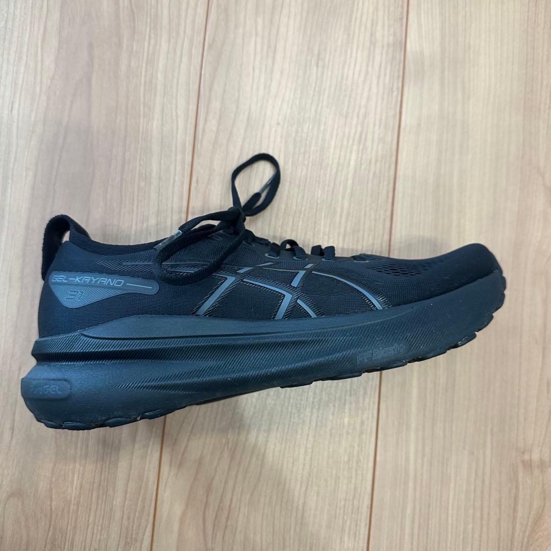 【値下げ中】ASICS GEL-KAYANO 31 ブラック ランニングシューズ