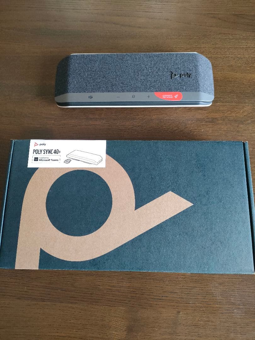 Poly Sync 40+ スピーカーフォン