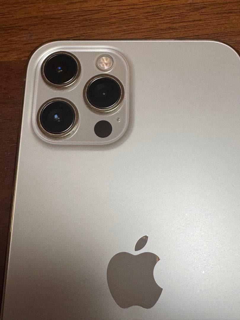 iPhone 12 Pro Max 128GB ゴールド 残量76%