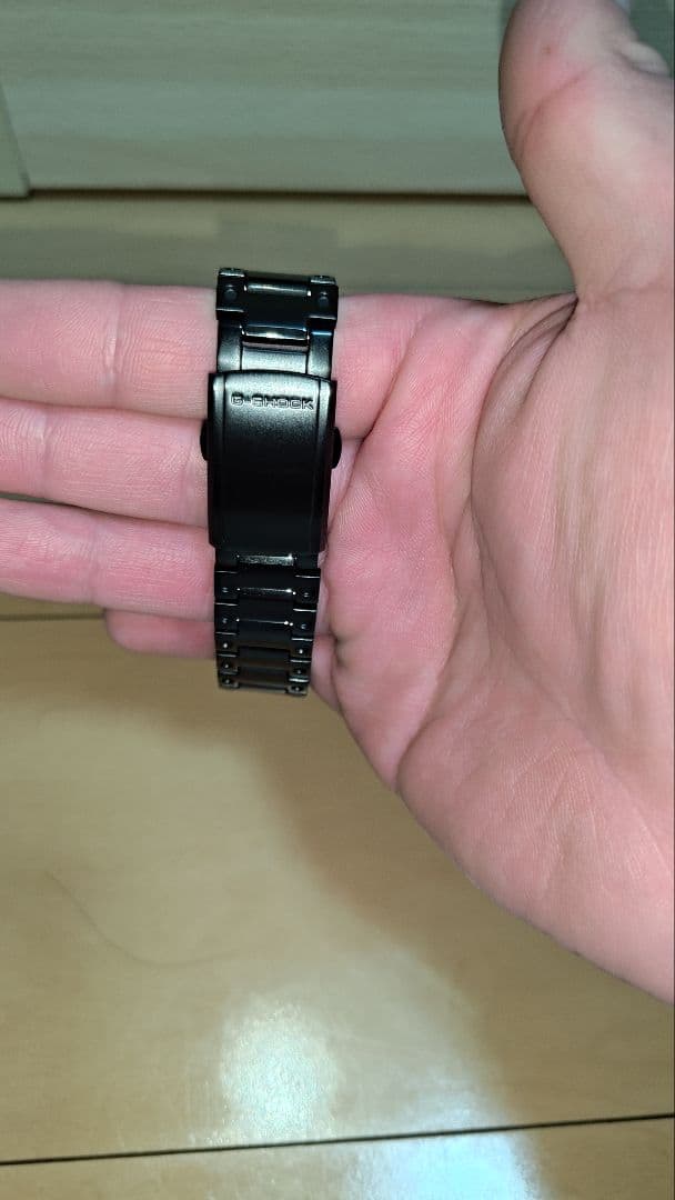 美品　GMW-B5000GD-1JF　ジーショック　G-SHOCK