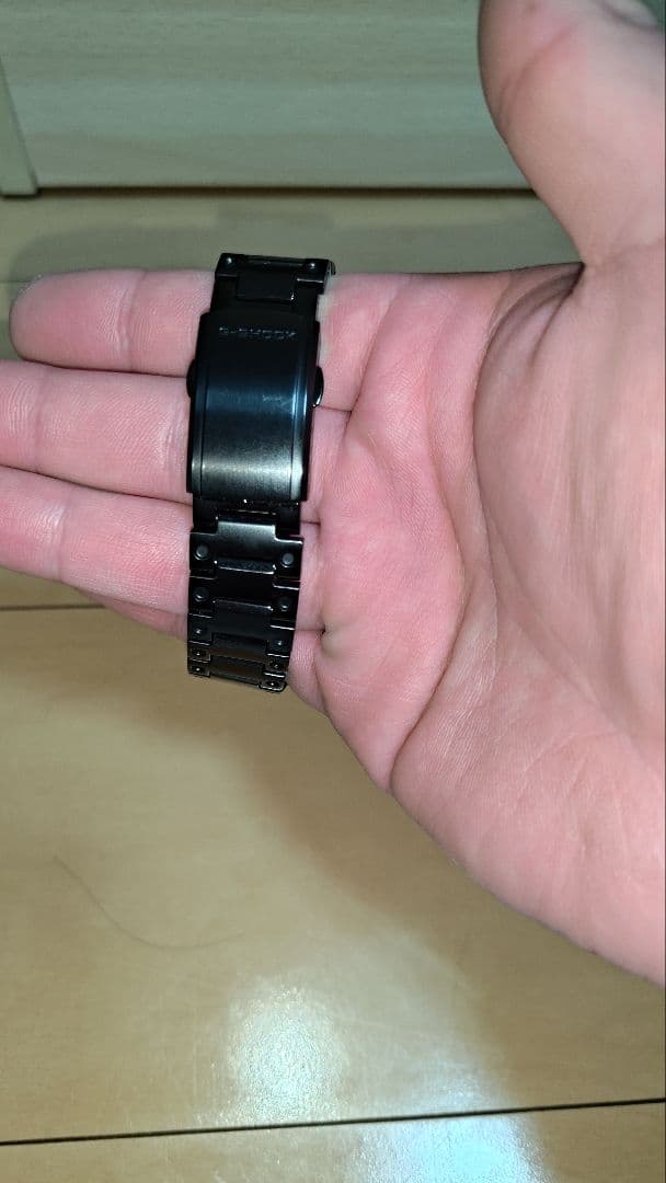 美品　GMW-B5000GD-1JF　ジーショック　G-SHOCK