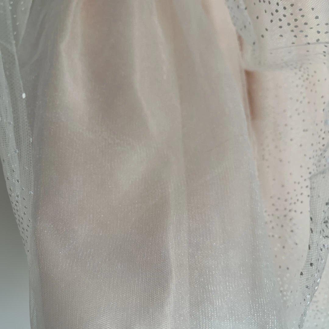 ドレスコパール、レース装飾付きピンクドレス