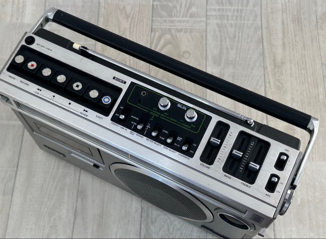 昭和の名機SONY ラジカセ　CF-1980V レア ラジオカセット 動作品