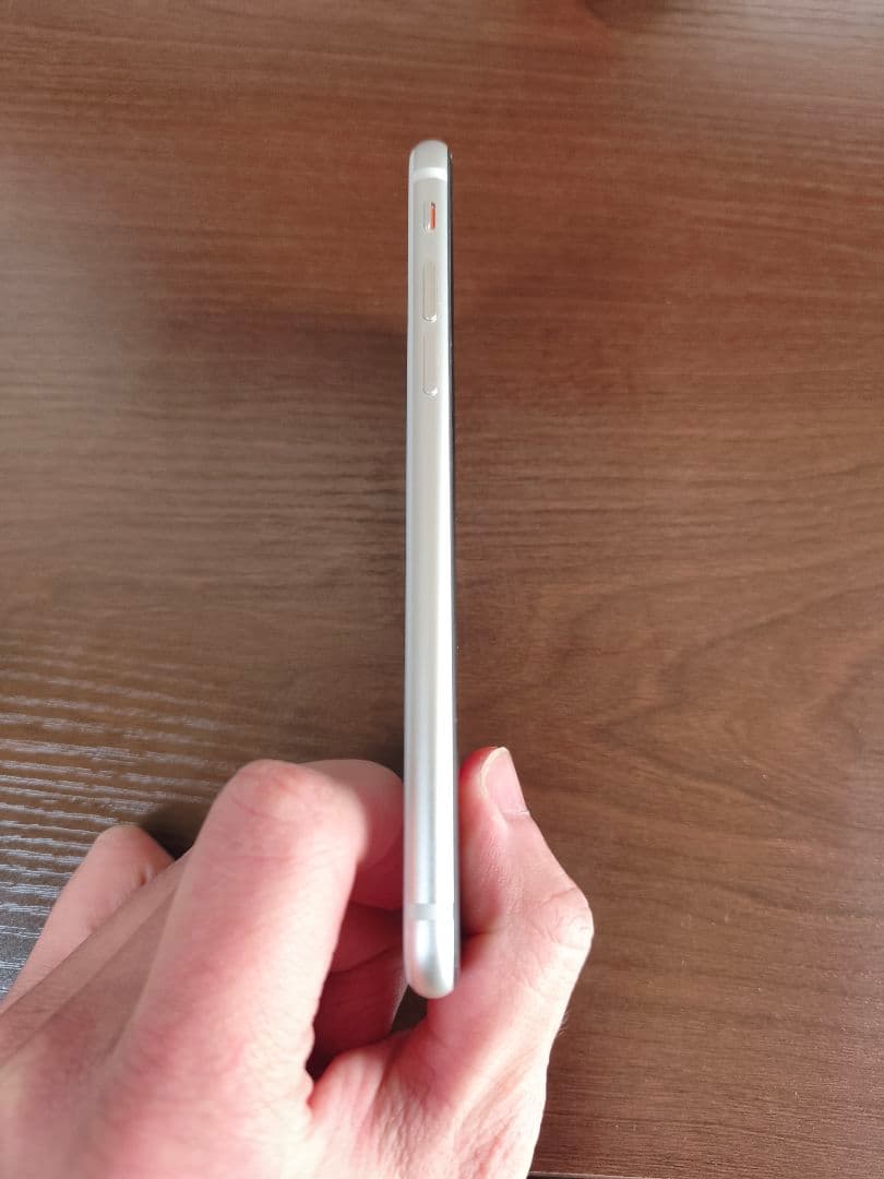 た*か様 Apple iPhone SE3（第3世代） 1