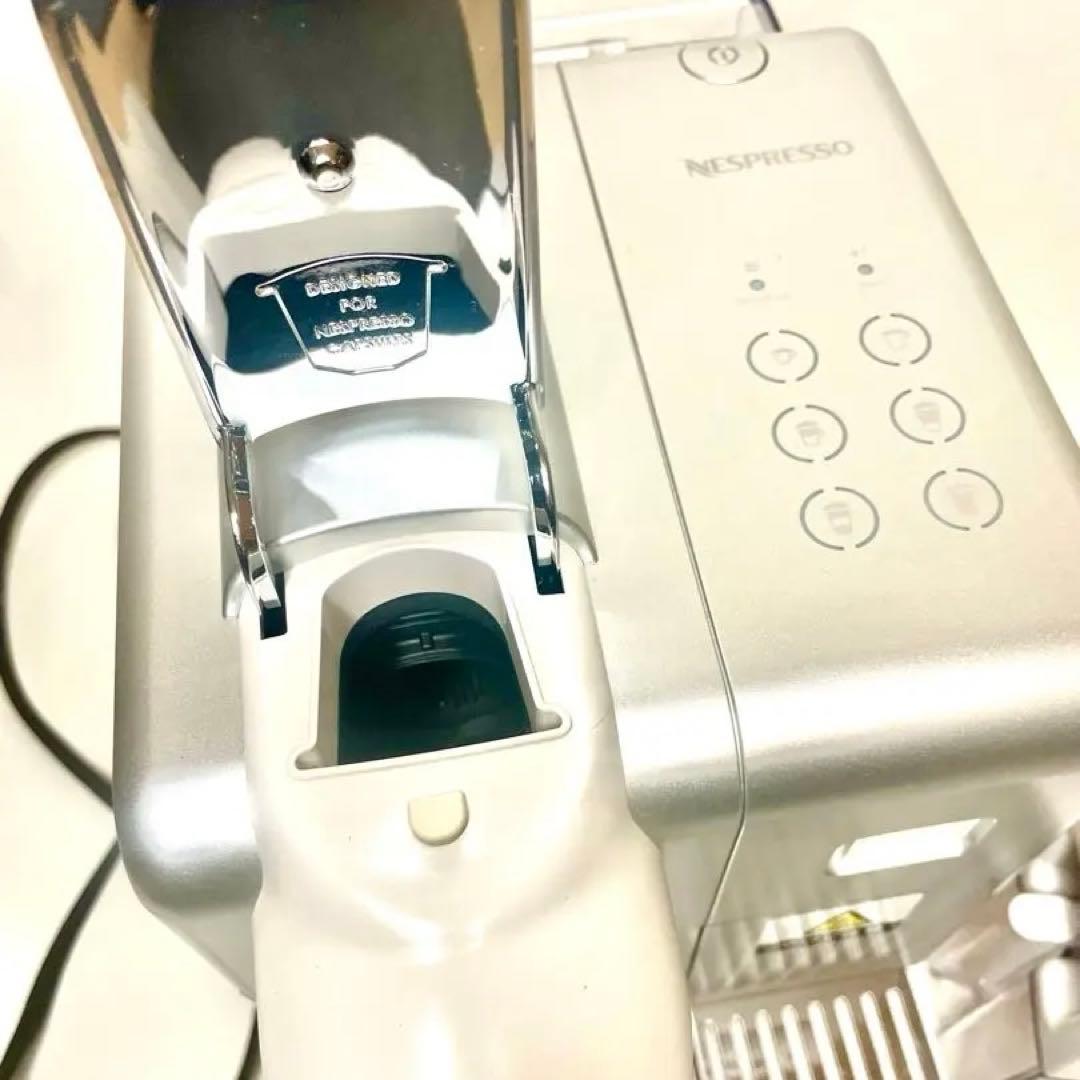 Nespresso エスプレッソマシン シルバー
