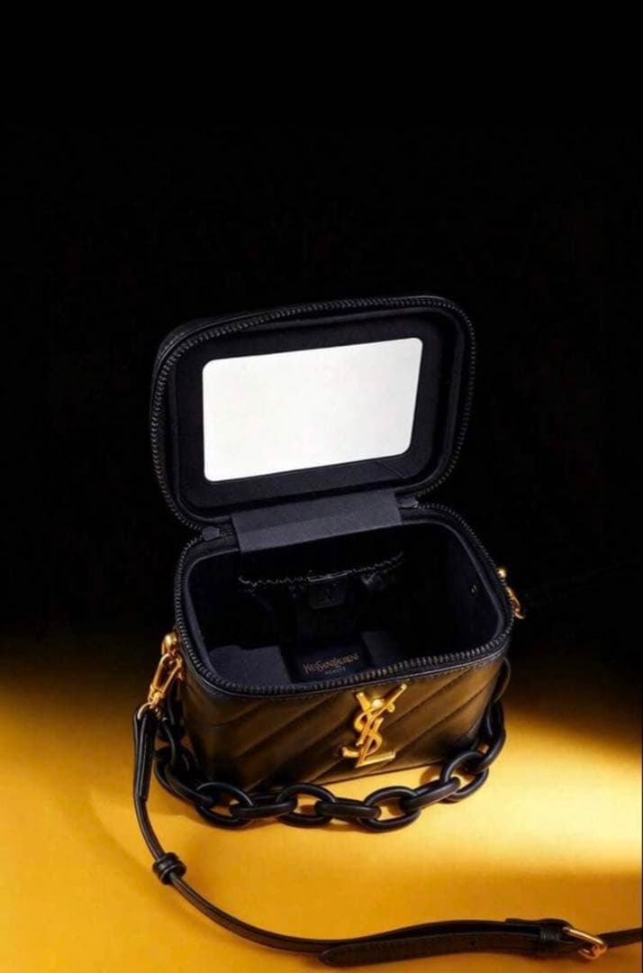 新品未使用イヴサンローランボーテ バニティショルダーバッグ YSL メイクポーチ