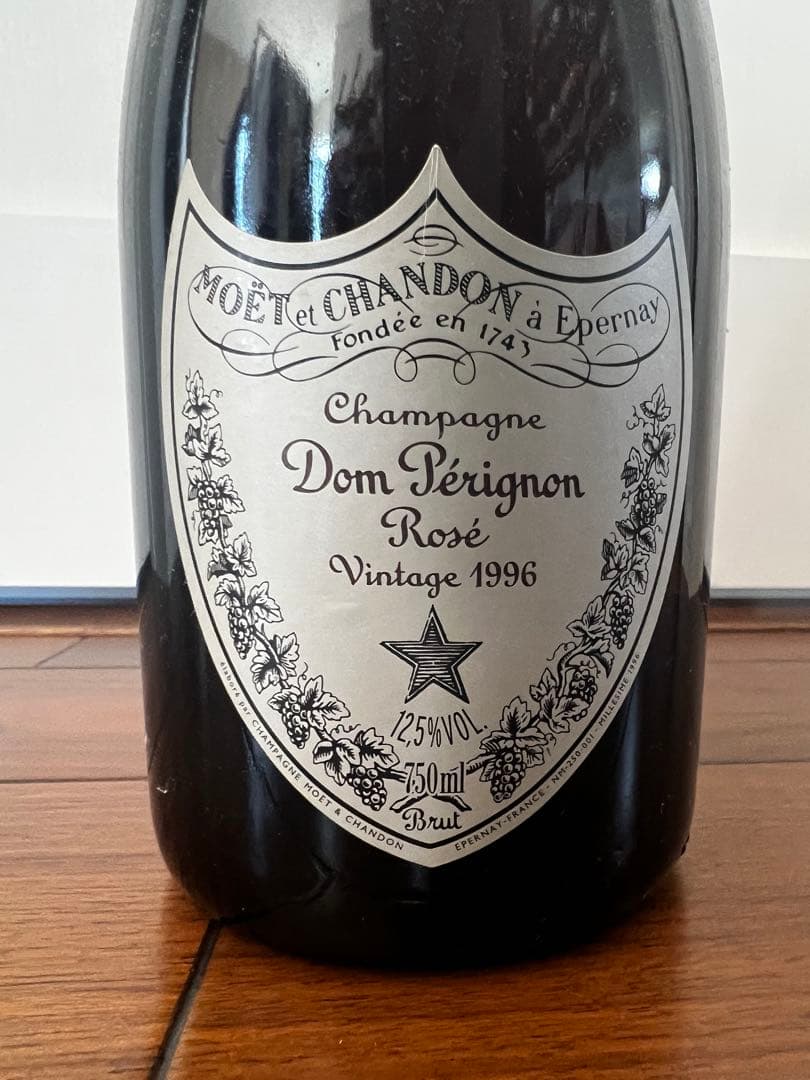 ドンペリニヨン ロゼ 1996