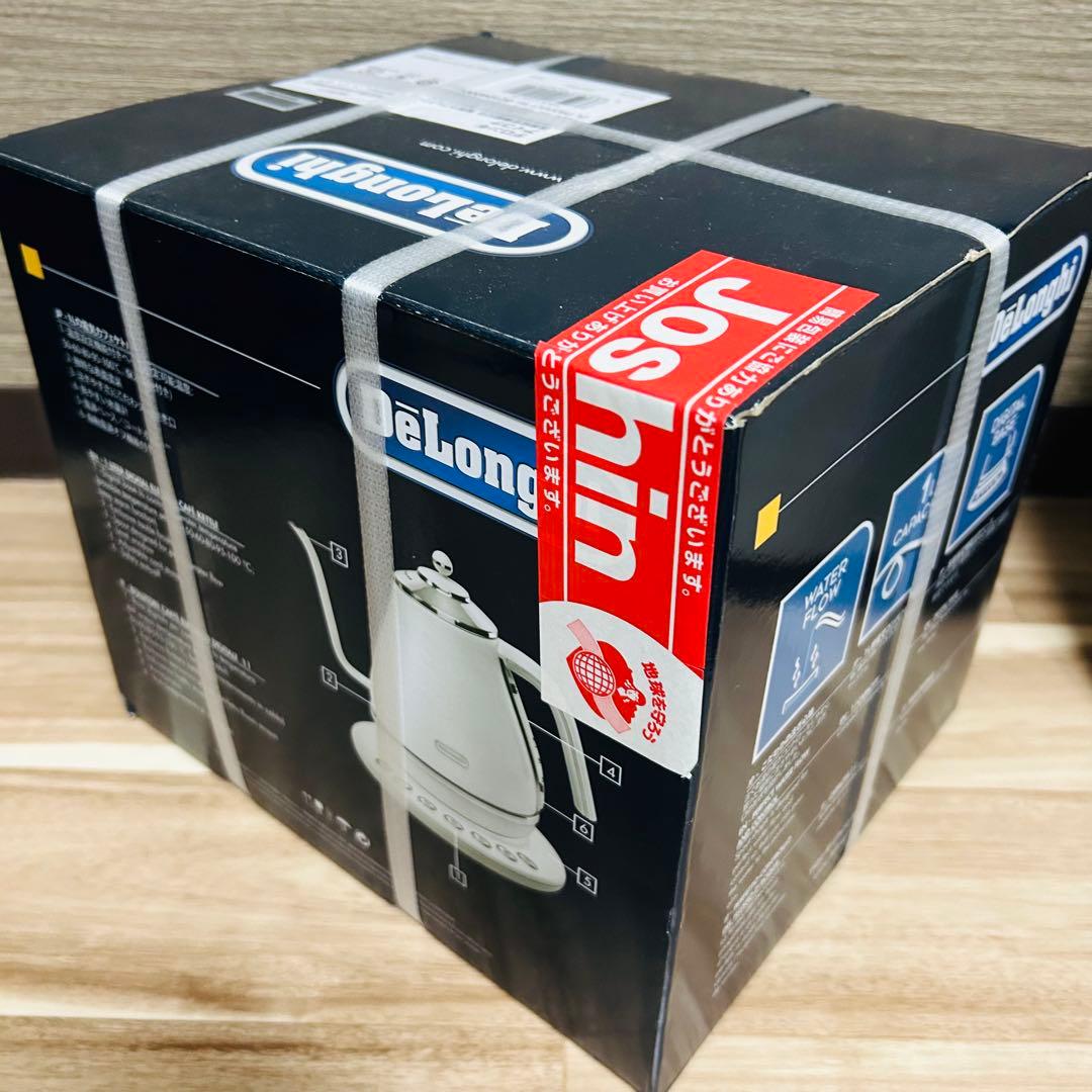 新品！DeLonghi デロンギ　KBOE1230J-W 電気ケトル