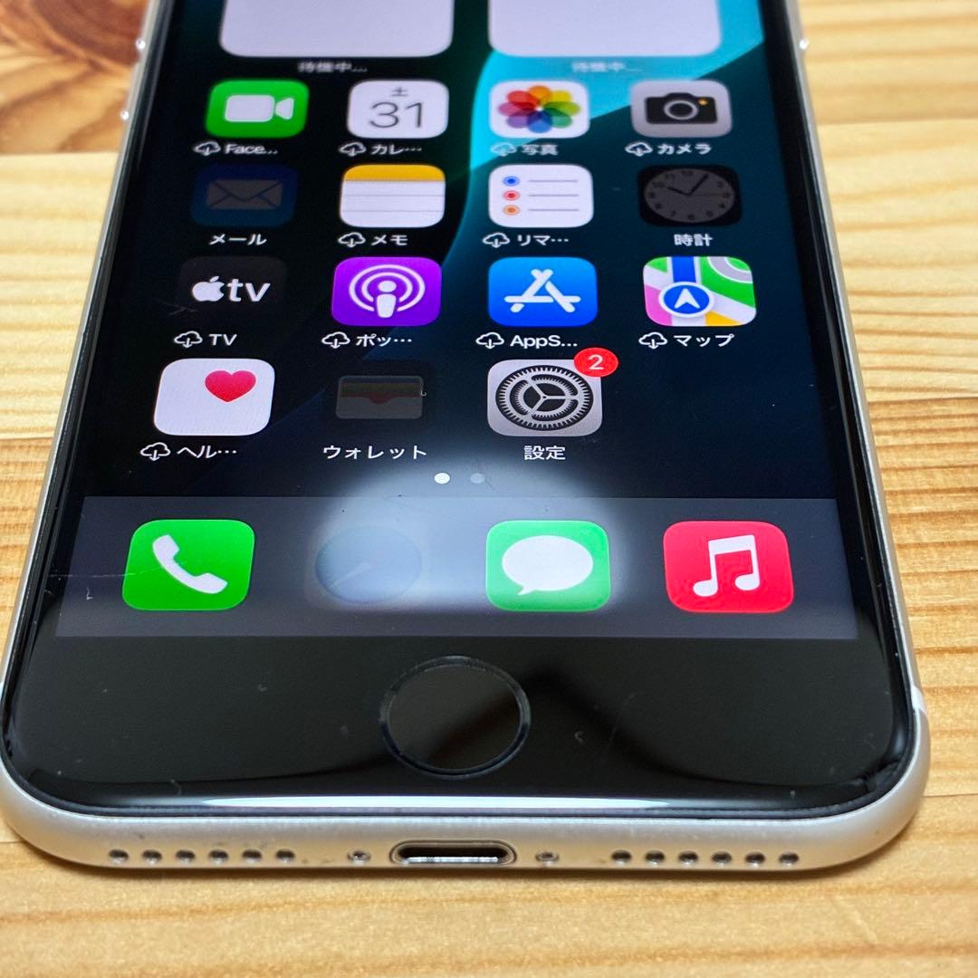バッテリー新品　iPhoneSE第3世代64GB SIMフリー yy17700d