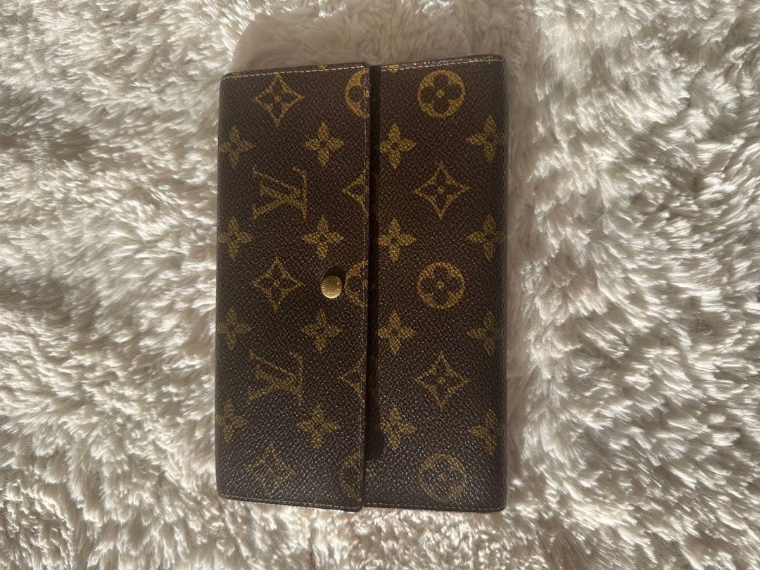 ルイヴィトン　パスポートケース