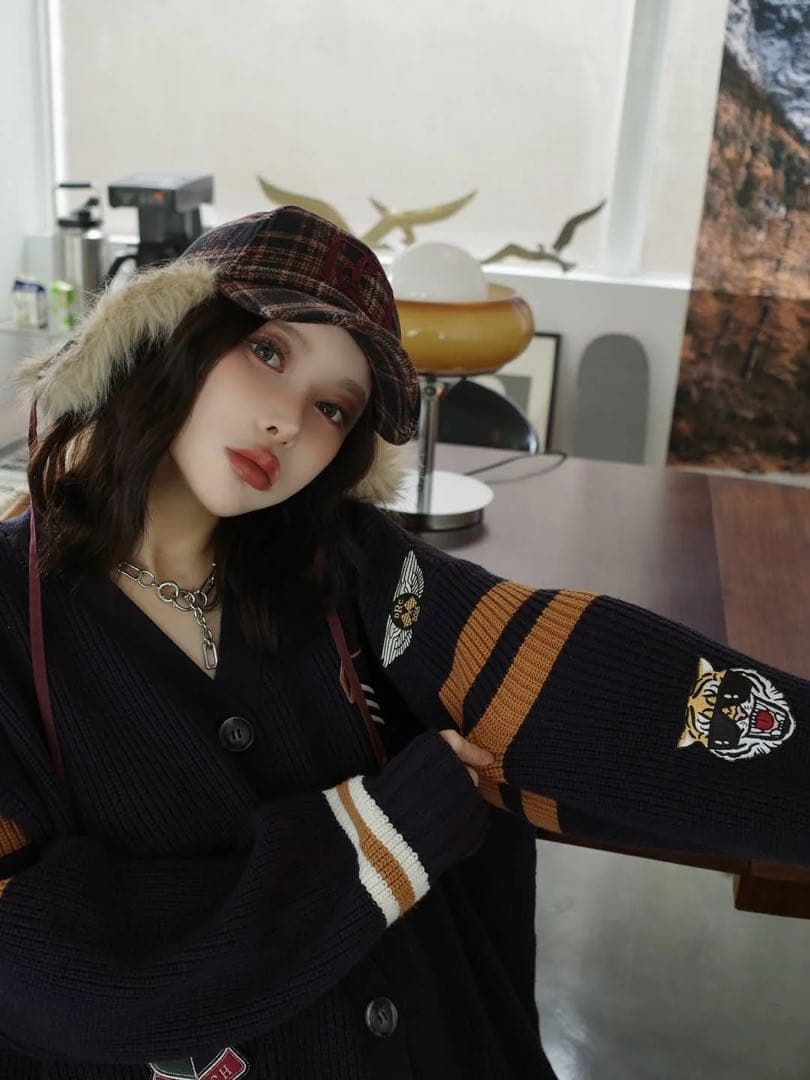 Darich カレッジワッペンVネックニットカーディガン 定価14,300