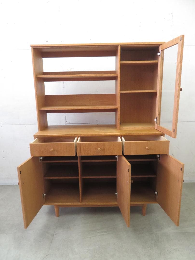 美品■モモナチュラル■VENT■レッドオーク■キッチンボード■食器棚■モダン■