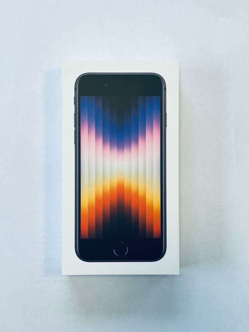 Apple iPhone SE3 64GB ミッドナイト