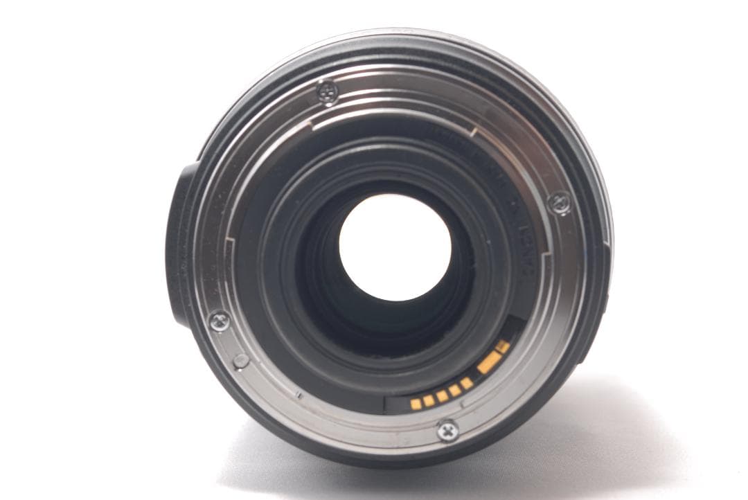 ⭐️これ一本で幅広く⭐️Canon EF-S 18-200mm IS キャノン