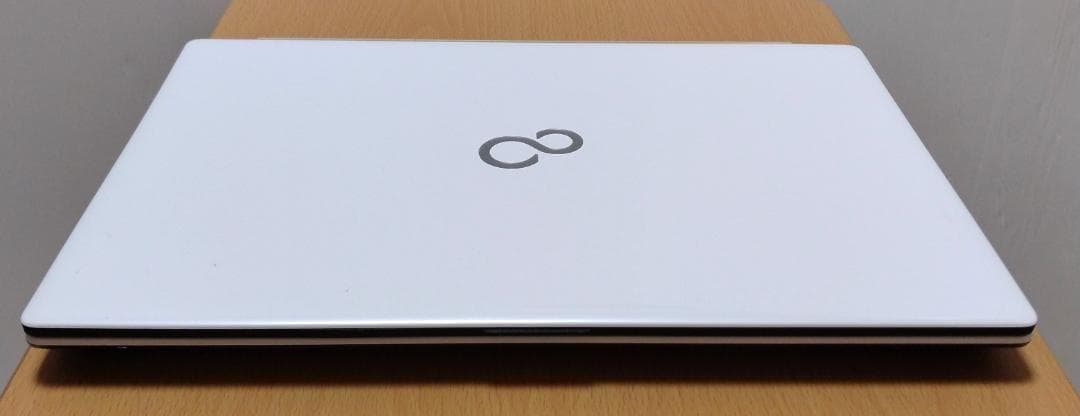 富士通 第9世代Core i7/SSD1TB メモリ16Gブルーレイ