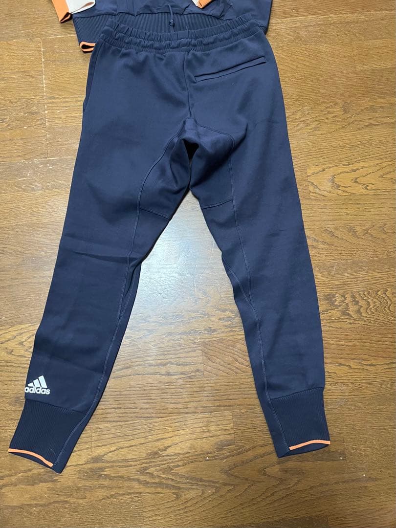 新品未使用　アディダス　スウェット　セットアップ　ジャージ