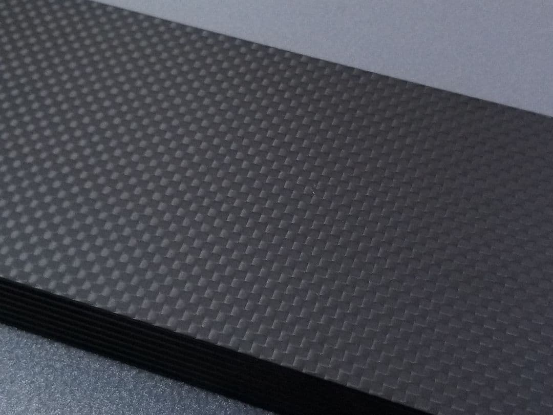【1枚限定】ドライカーボン　厚み約19mm サイズ78.3×220mm
