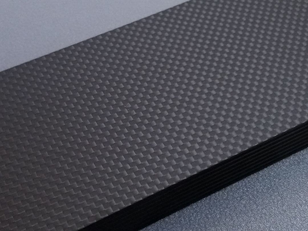 【1枚限定】ドライカーボン　厚み約19mm サイズ78.3×220mm