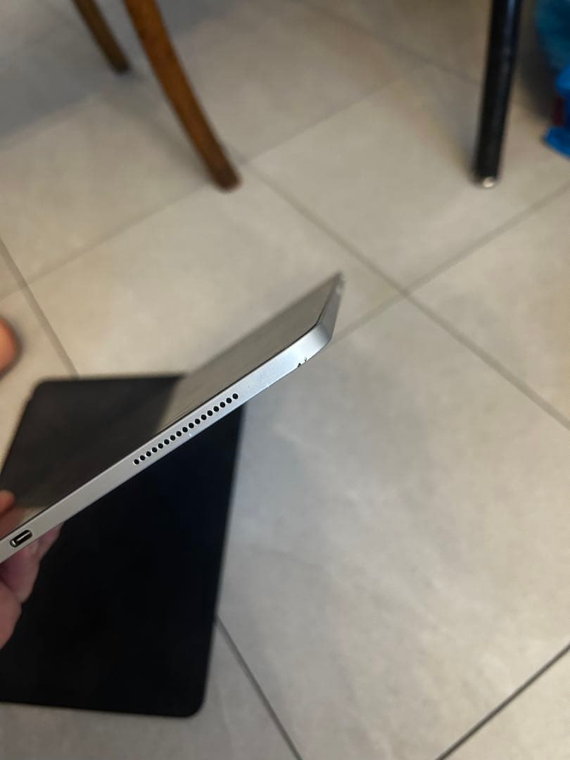 M*U様 iPad pro 4世代 本体 充電器・ケーブル付　256GB