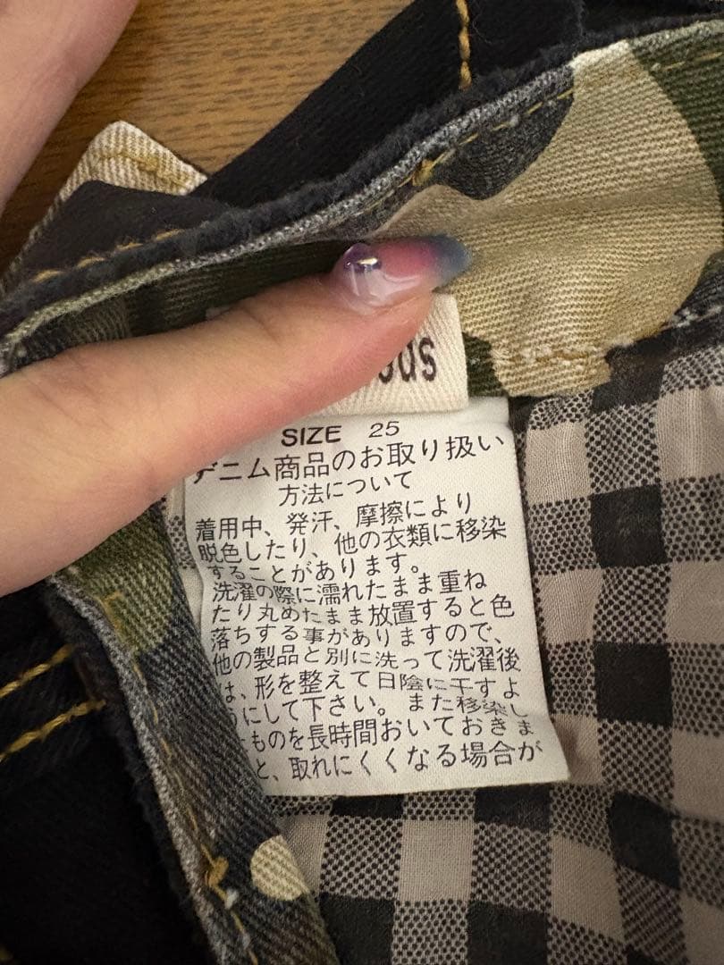 d.i.a ブラックショートパンツ