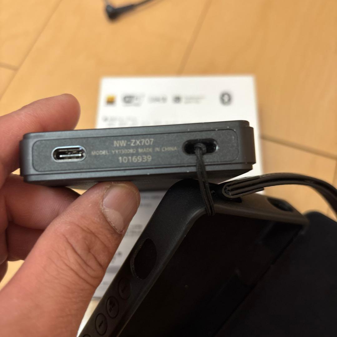 Sony NW-ZX707 64GB デジタルオーディオプレーヤー ケース付