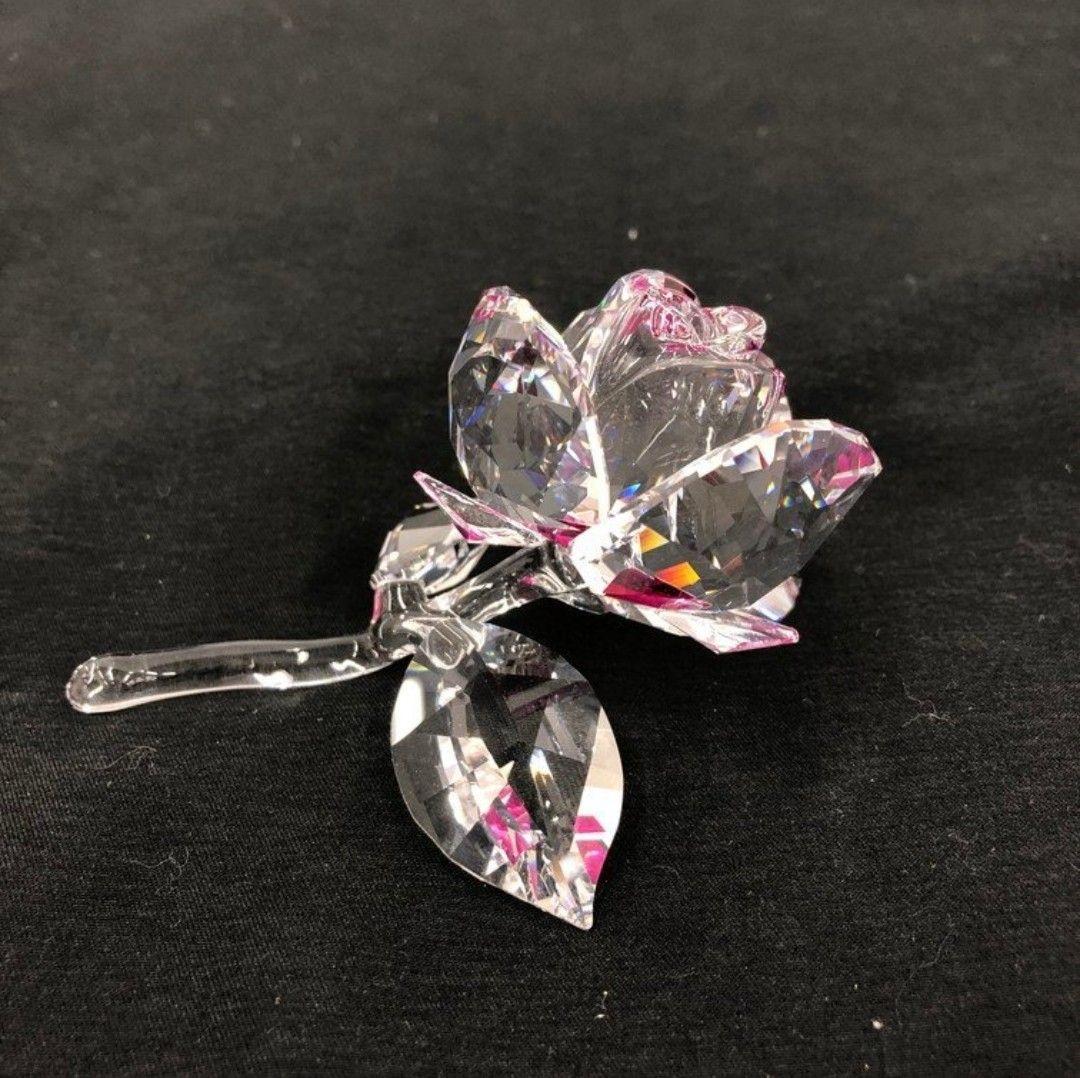 美品 スワロフスキー クリスタル ブロッサミングローズ 箱付き