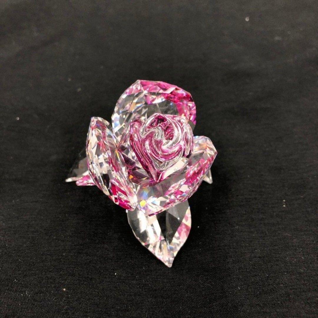 美品 スワロフスキー クリスタル ブロッサミングローズ 箱付き