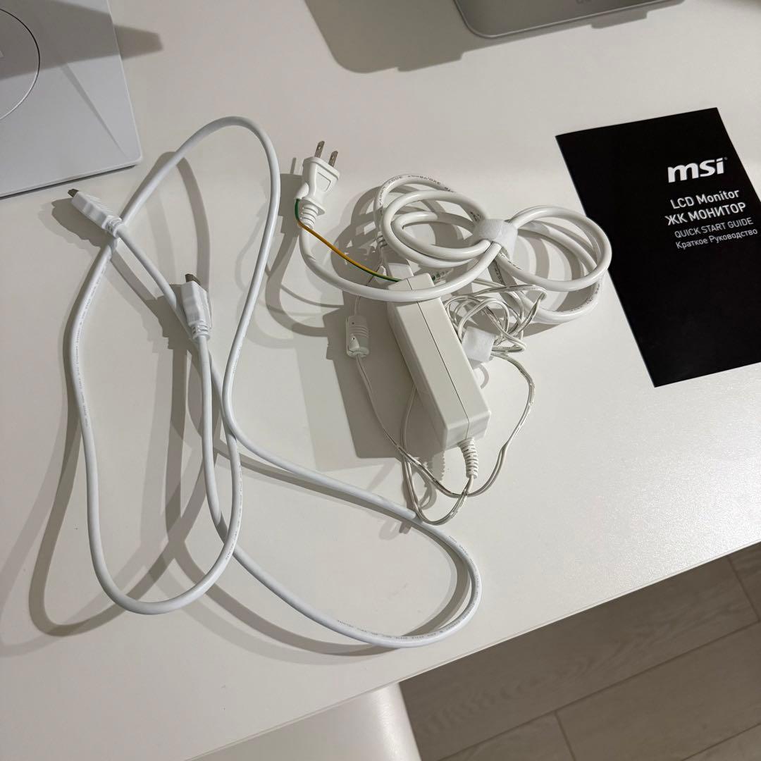 MSI MAG-274PFW 27インチ ゲーミングモニター