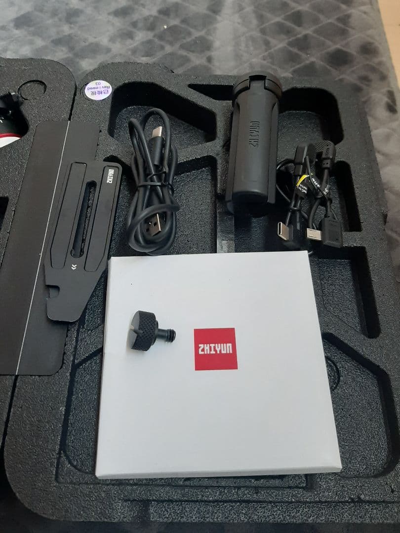 ZHIYUN CRANE-M3 カメラ ジンバル