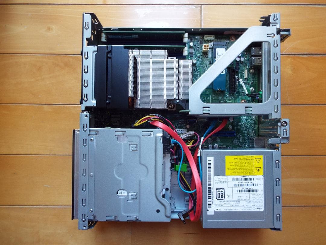 Windowsデスクトップ CELSIUS J5010 i3-10100 16GB SSD256GB+HDD