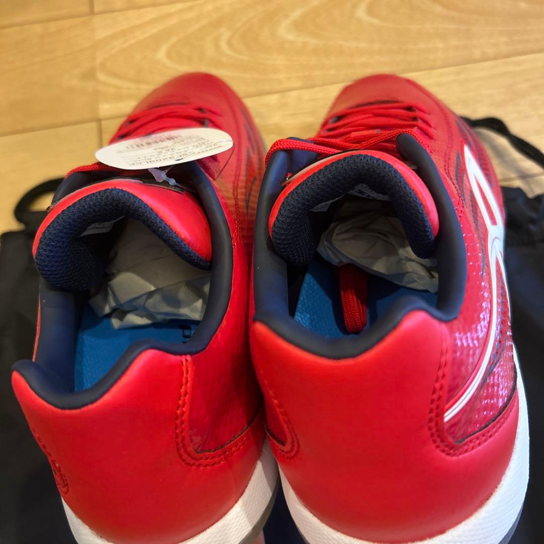 サイズ26.5の野球用スパイク（金具）です。