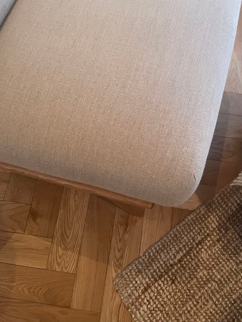 ZARA  リネン　アップホルスダード　ソファ　送料込み