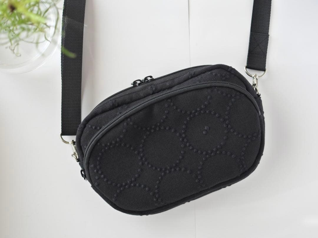 ミナペルホネン　dopタンバリンのカンガルーバッグ