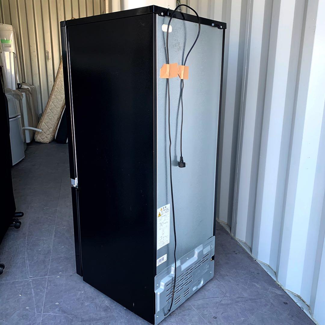 108取付無料！東芝スタイリッシュブラックおしゃれインテリア冷蔵庫！洗濯機