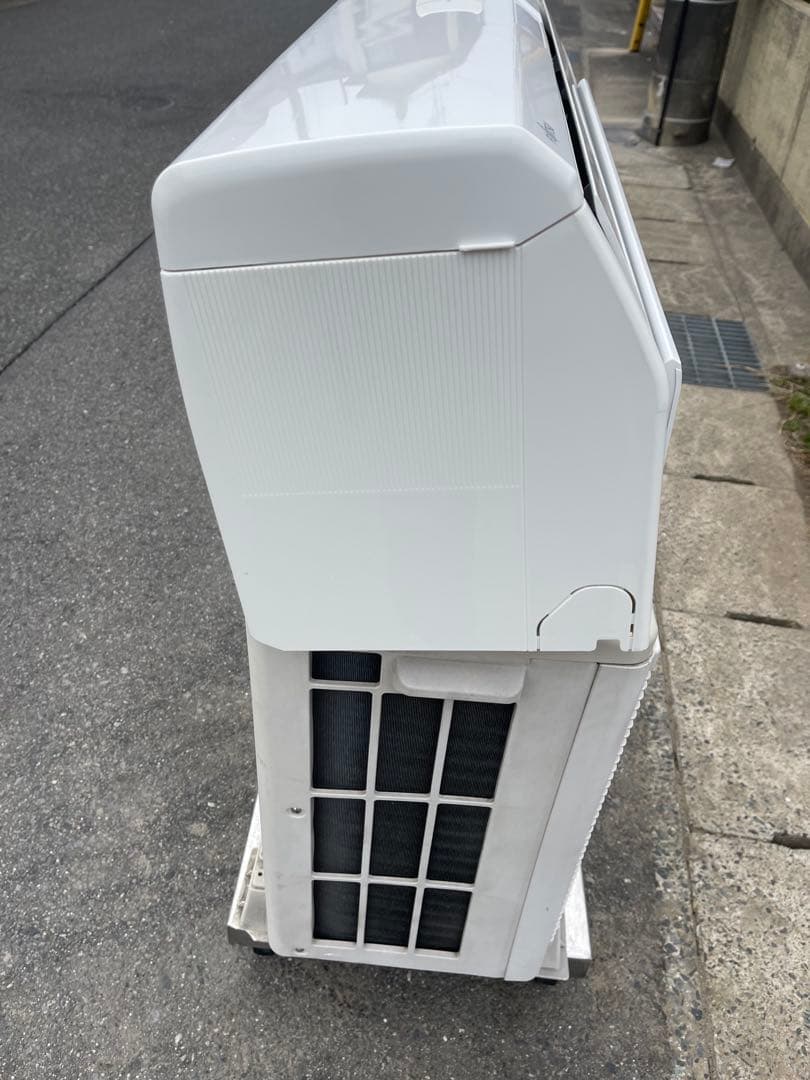 2018年製　富士通ゼネラル　ルームエアコン　AS-R22H-W