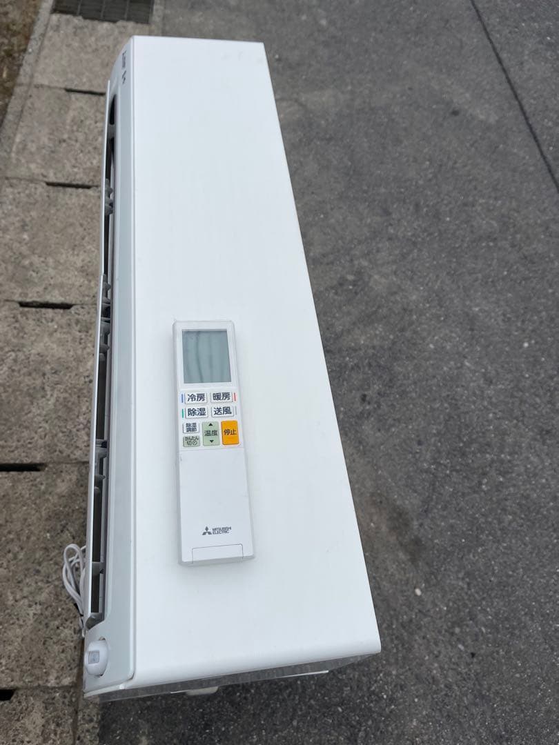 2018年製　富士通ゼネラル　ルームエアコン　AS-R22H-W