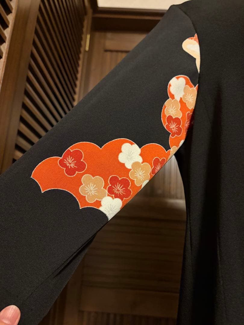 着物リメイク　黒留袖　ロングワンピース　花車